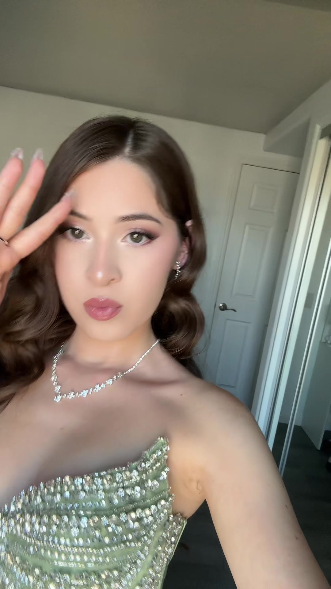 @𝒎𝒆𝒍𝒐𝒅𝒚🌷