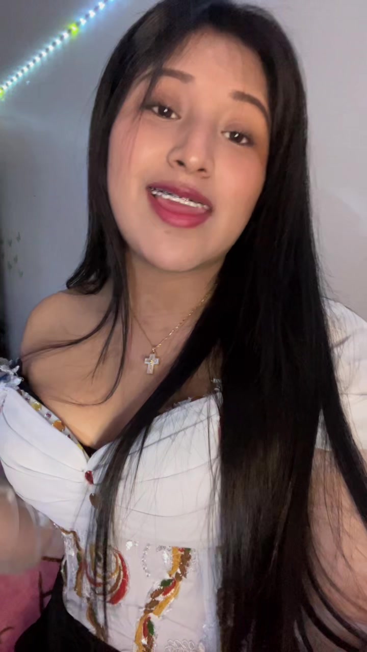 @🦋Chinitha Roldan 15