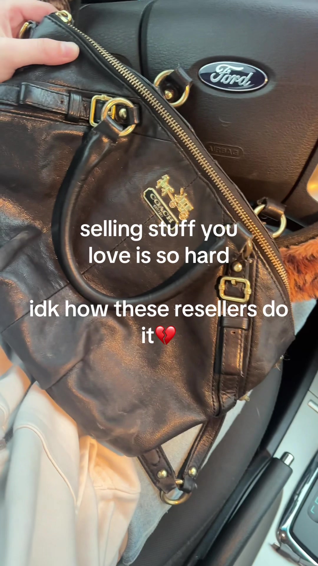 @ays ☮︎