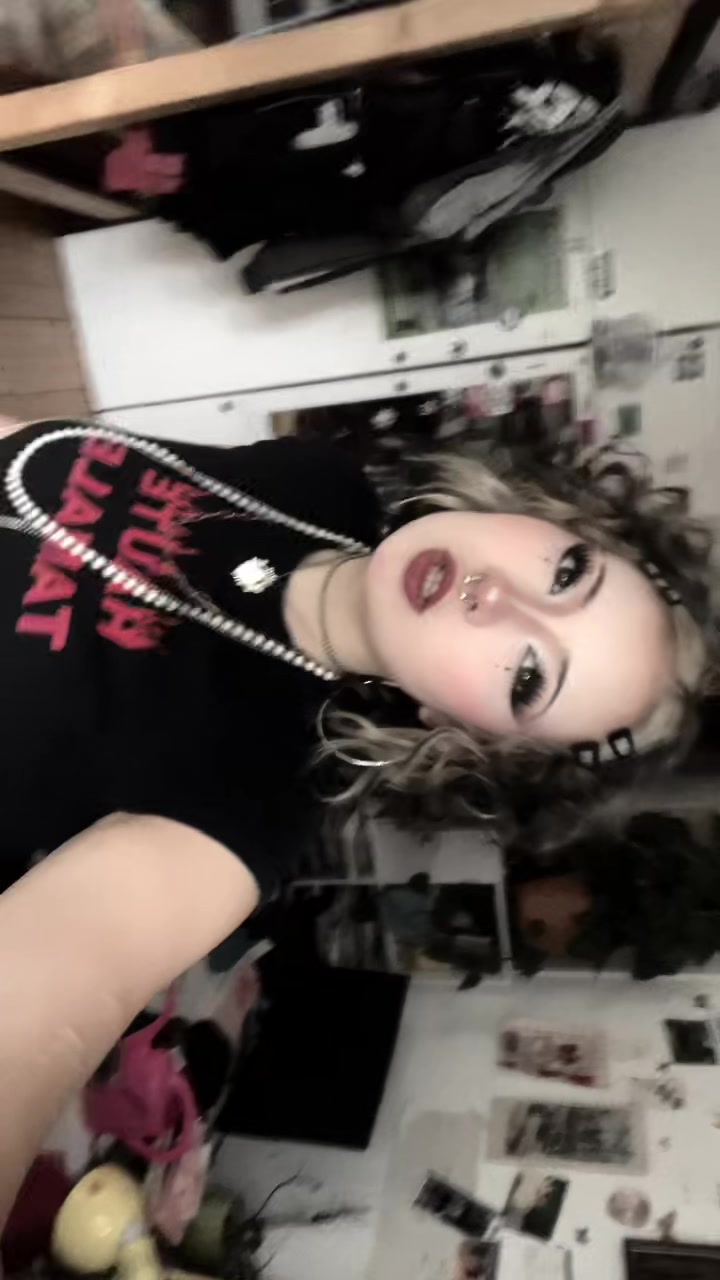 @itz_r0si