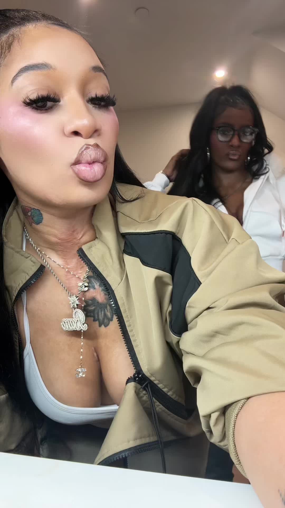 @BAM🦄