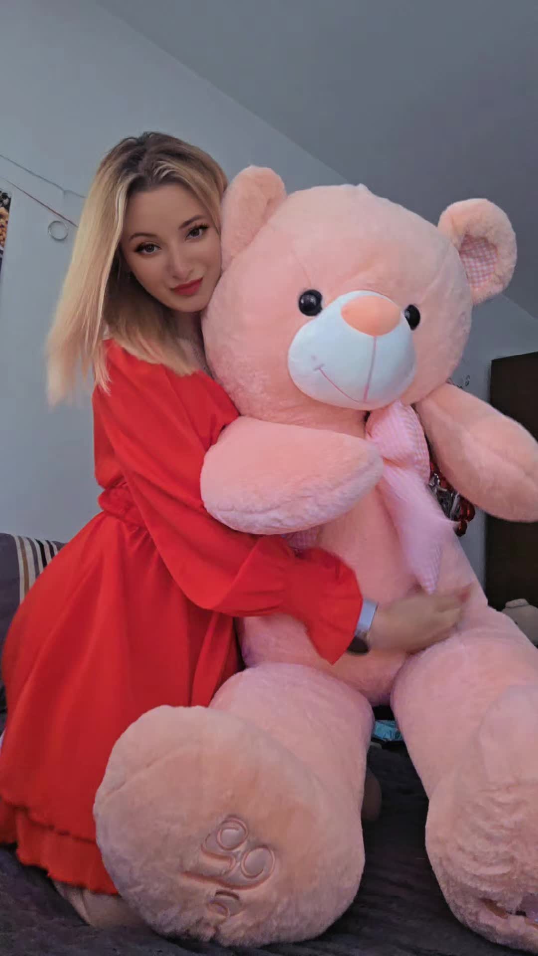 @Olesia kraljica 👑🥰❤️🤗