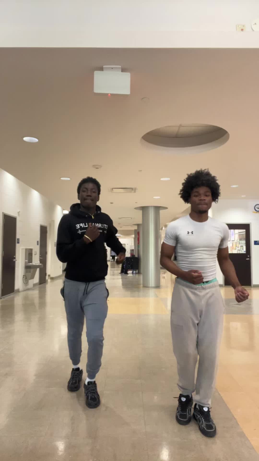 @J4🕺🏾.