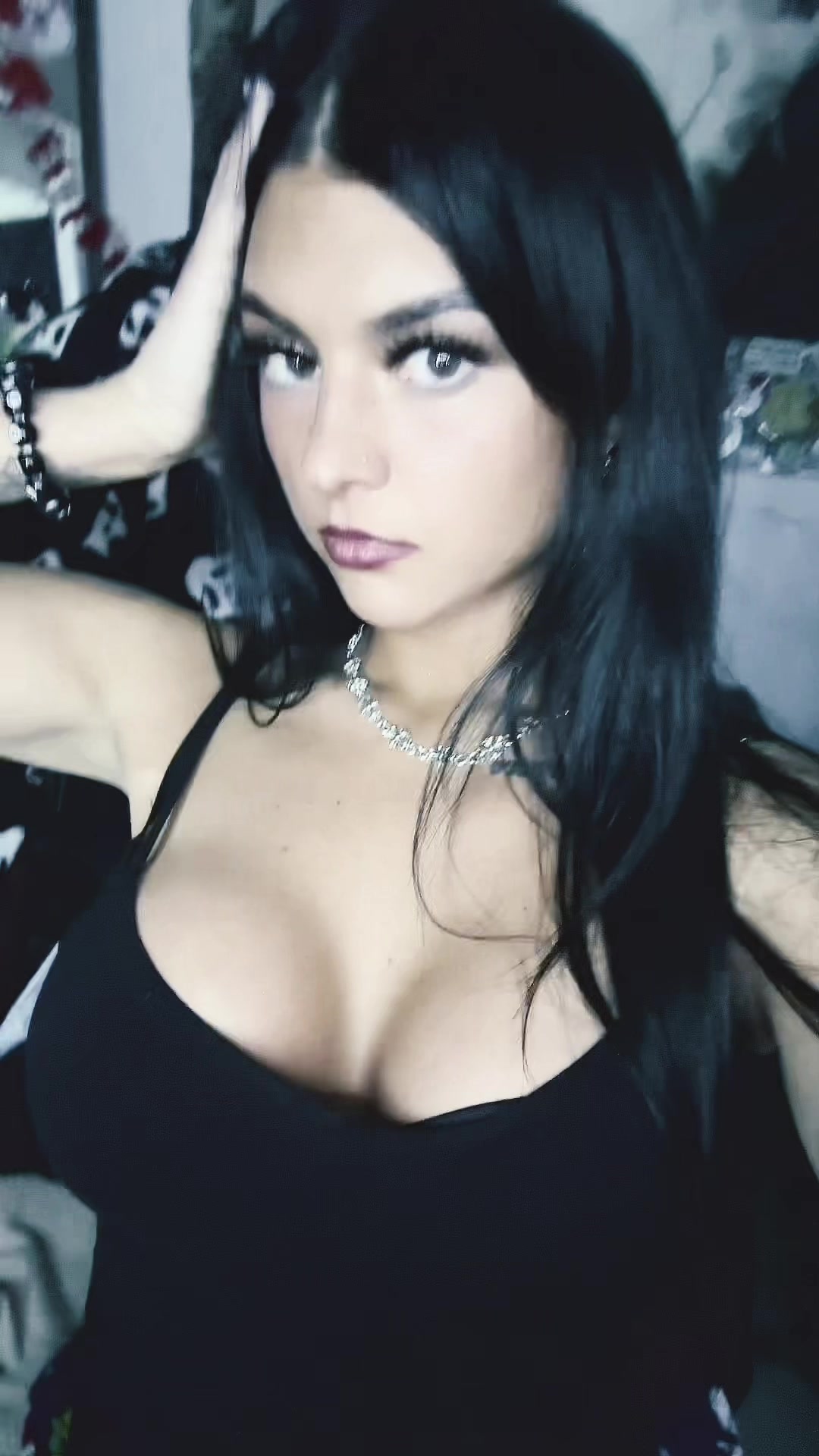@Meesh🕷️💋🎱🍒