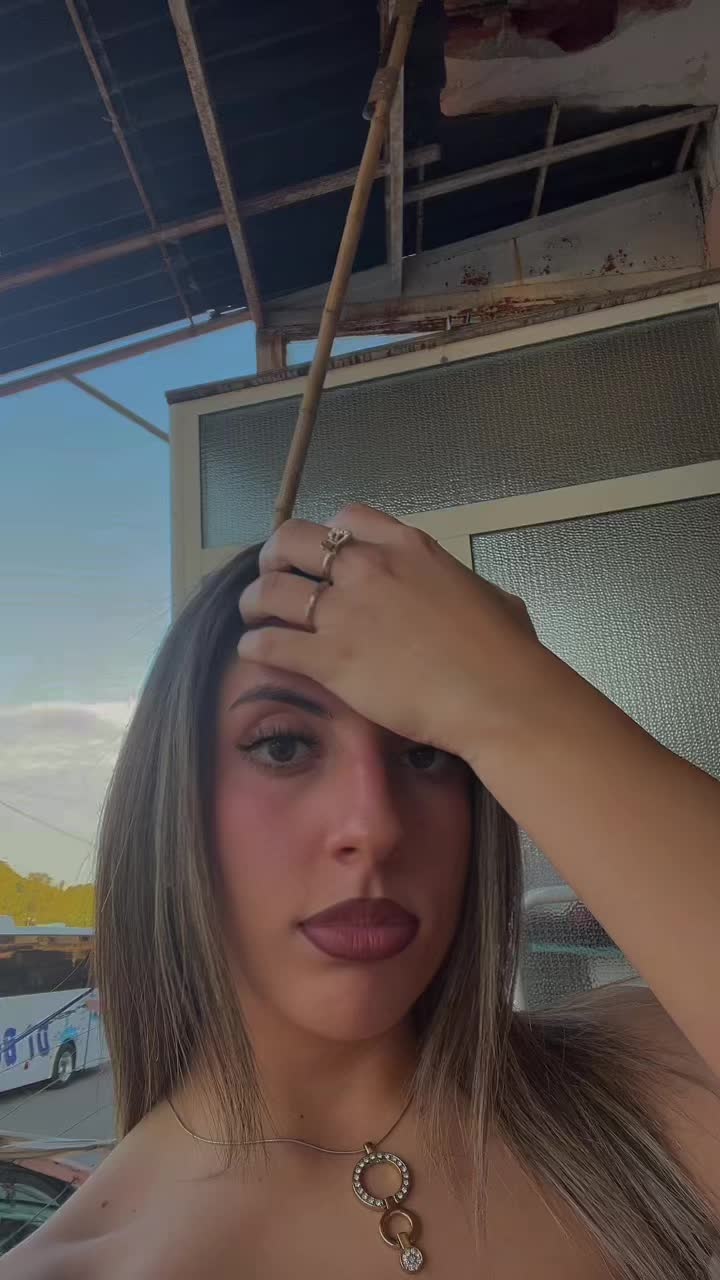 @angela_ferrara_
