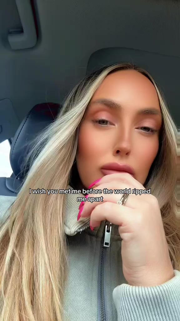 @Justine