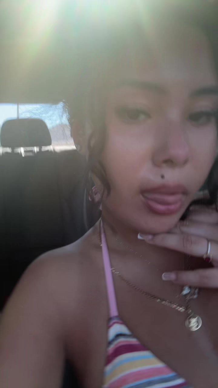 @sixsevelyn
