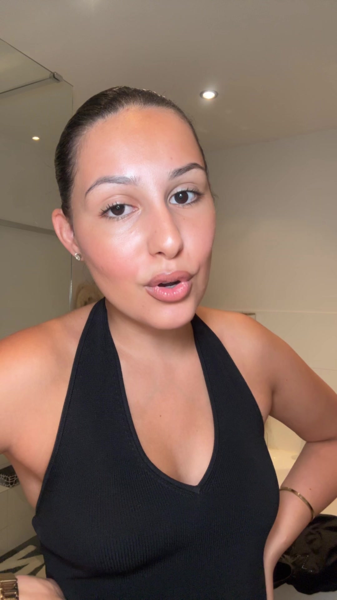 @Vi