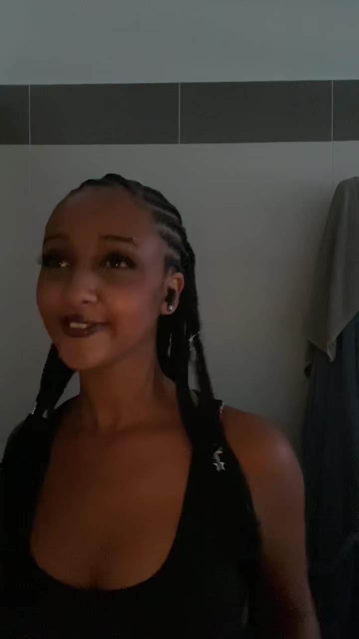 @In_daiana_jones