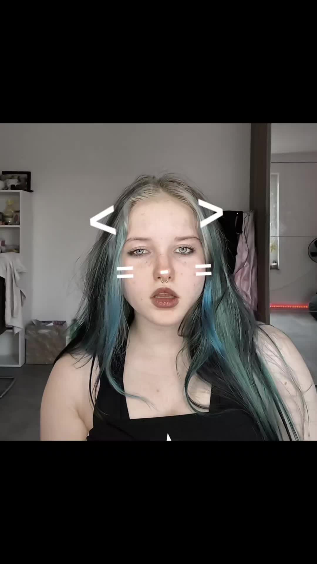 @Angelixx👽