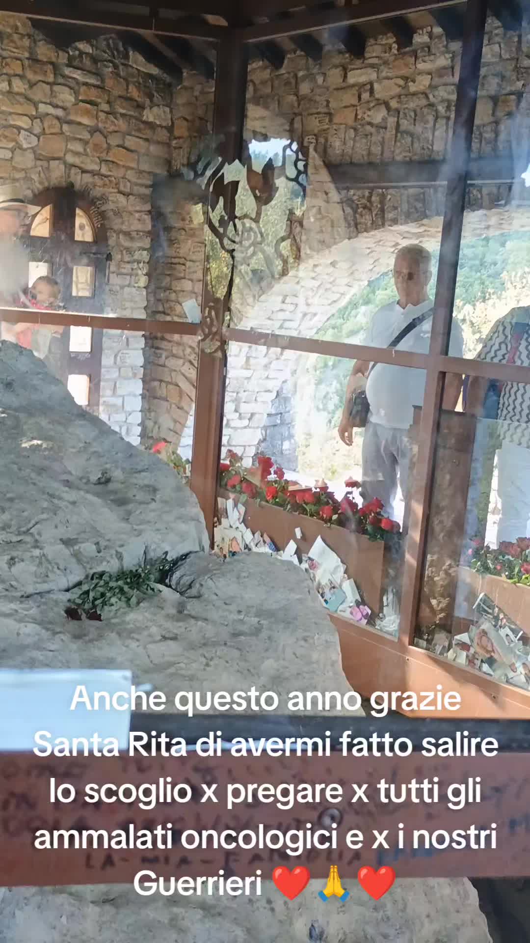 @elenarondinone