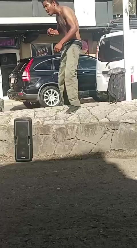 @LiveAuto