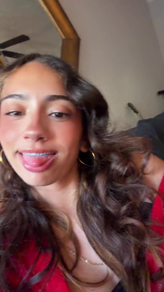 @bellabae