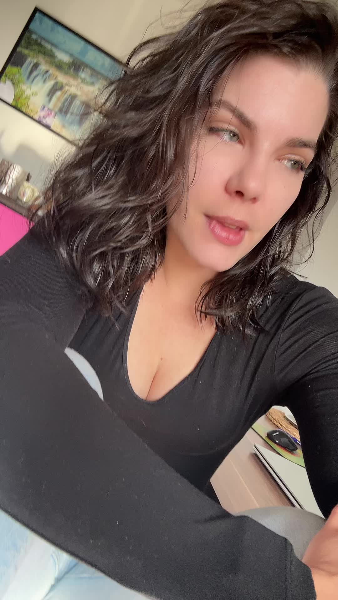 @KᗩTᕼᗩᖇIᑎᗩ 💟
