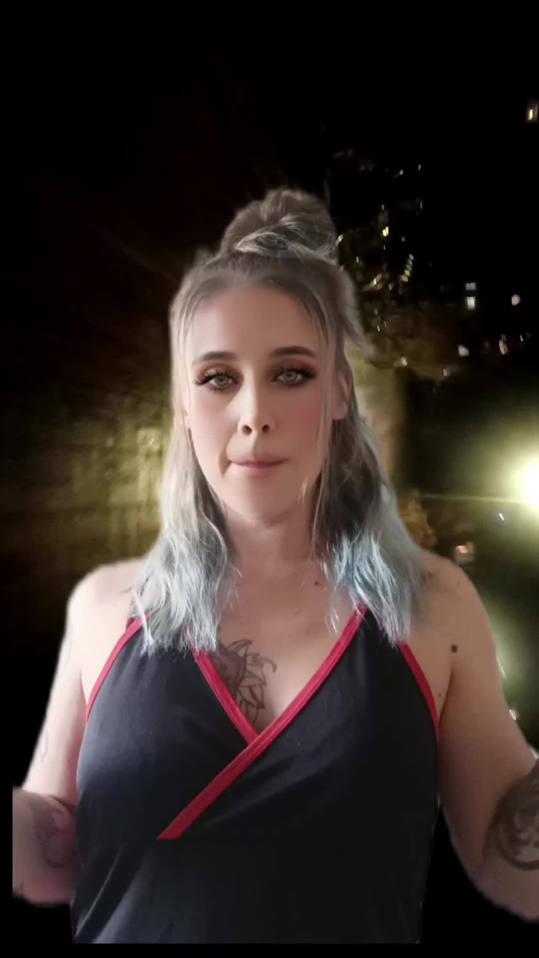 @Vi