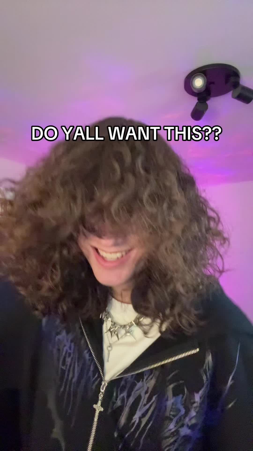 @Vyzer