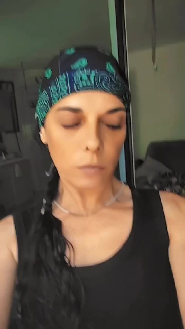 @Mowglydez
