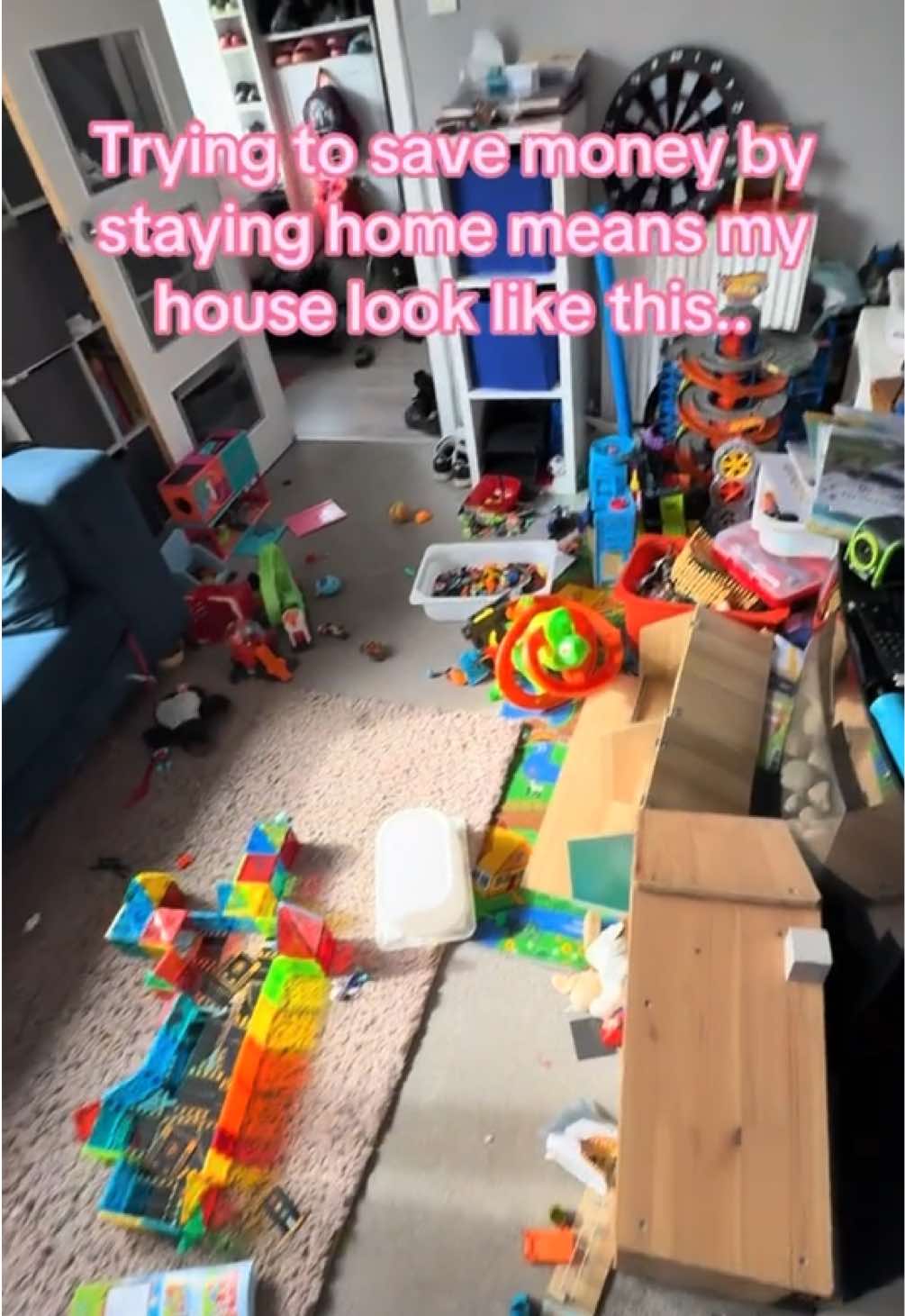 @ashley_mumofboys
