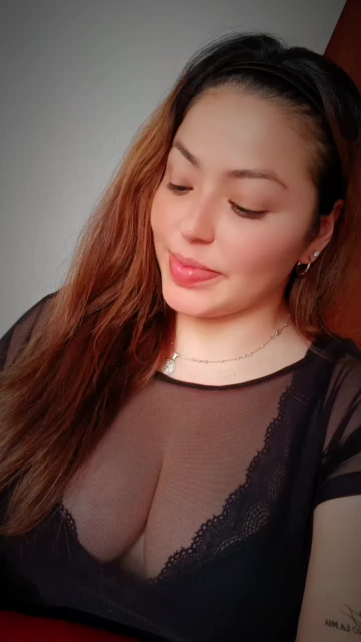 @ANILU🥰
