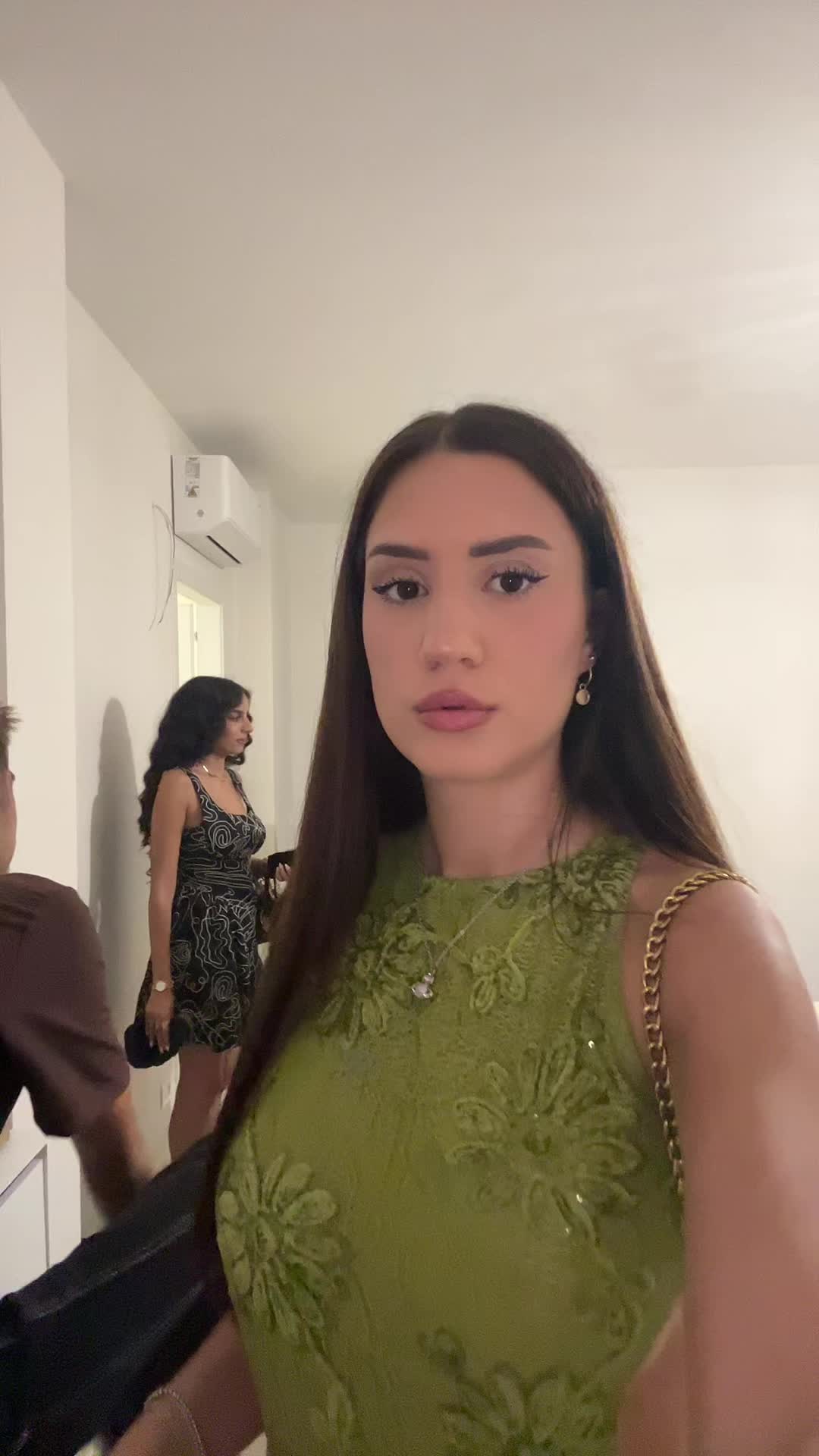 @melissaderiai