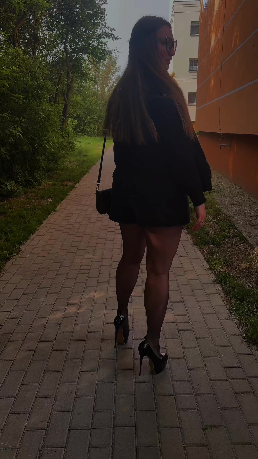 @Jess Foxx