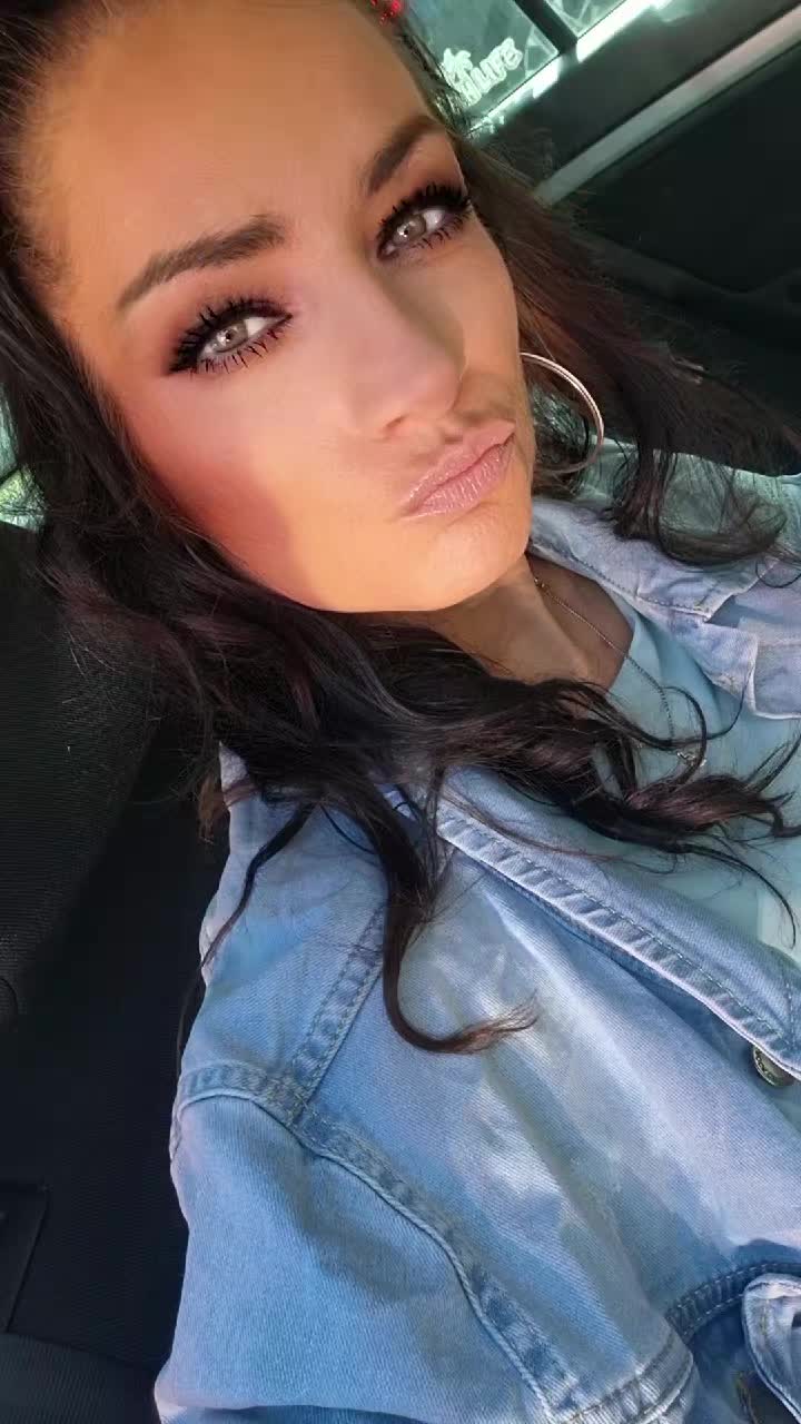 @womanofstrongcharacter