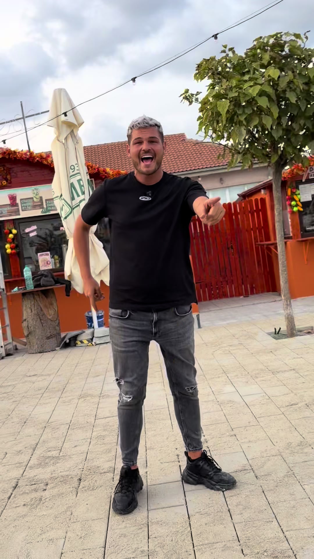 @Razvan Botezatu