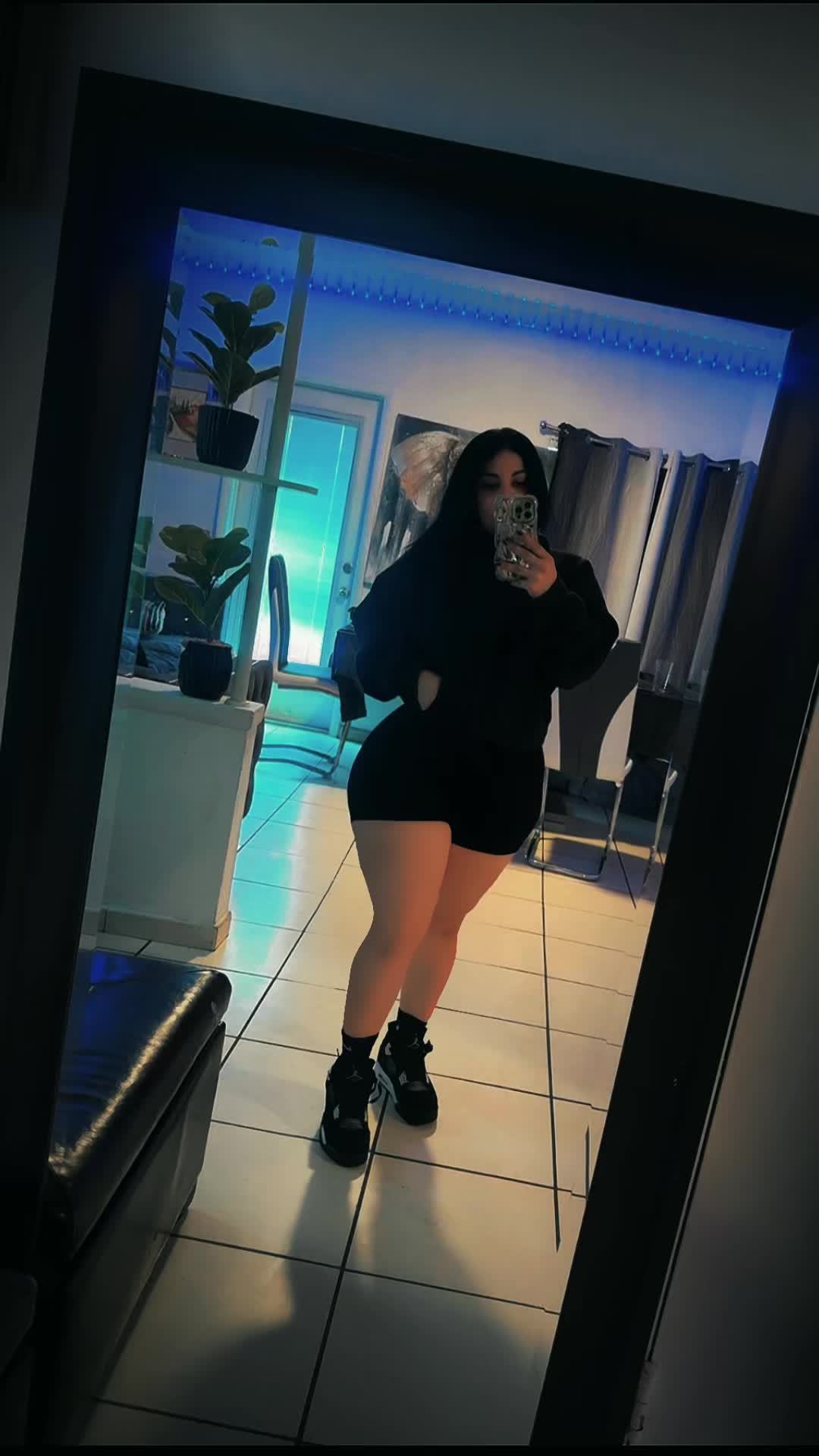 @Hena Rodriguez