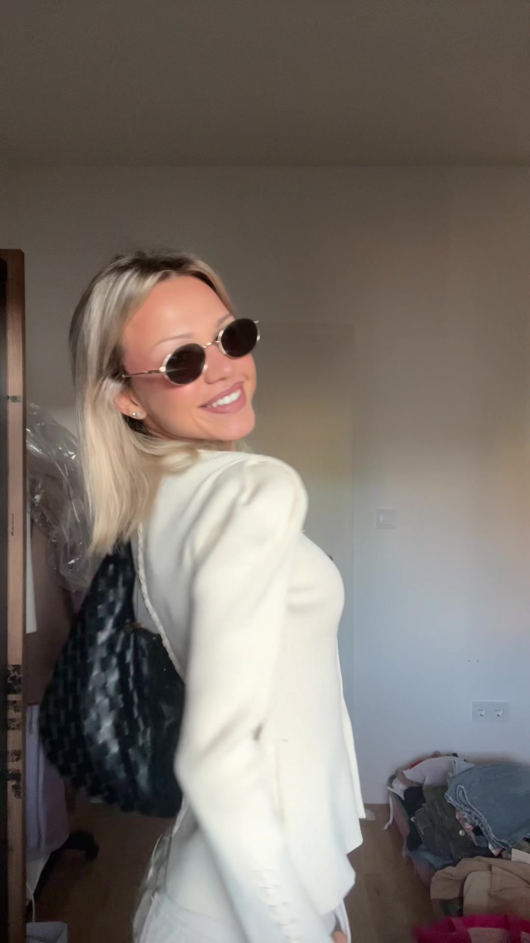 @rebeccazbozil