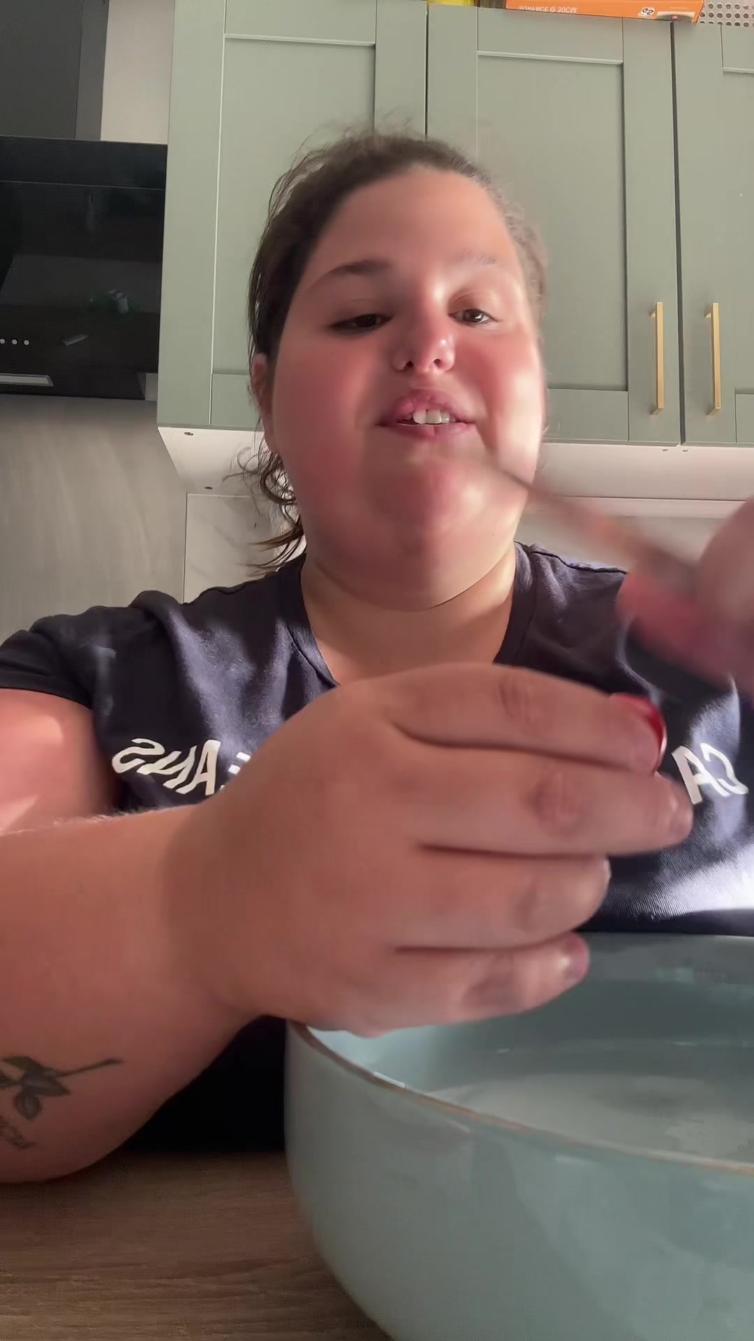 @curvyyitsme