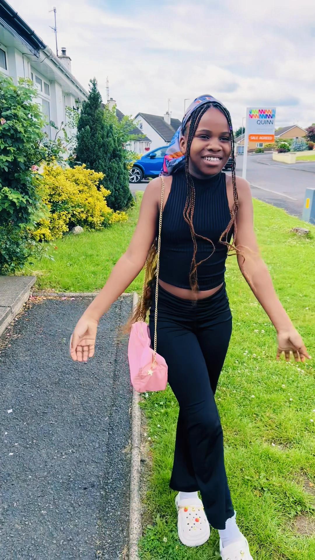 @MsDitshupo🇧🇼🇬🇧