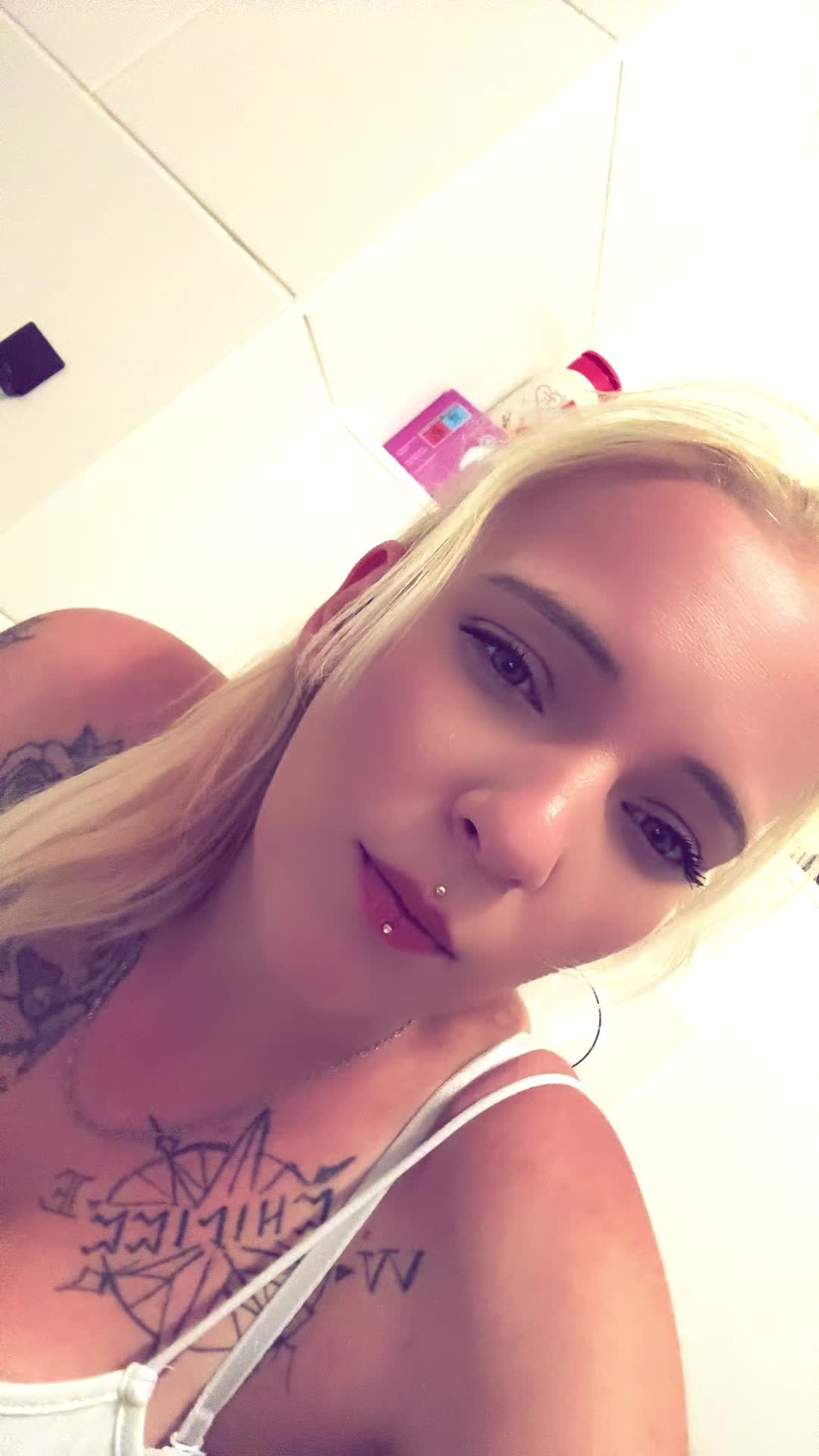@︎꧁🖕☆♥️❀666_Queen❀♥️☆🖕꧂