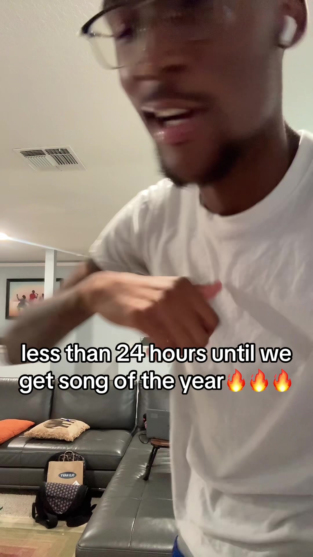 @J2๐ฒ