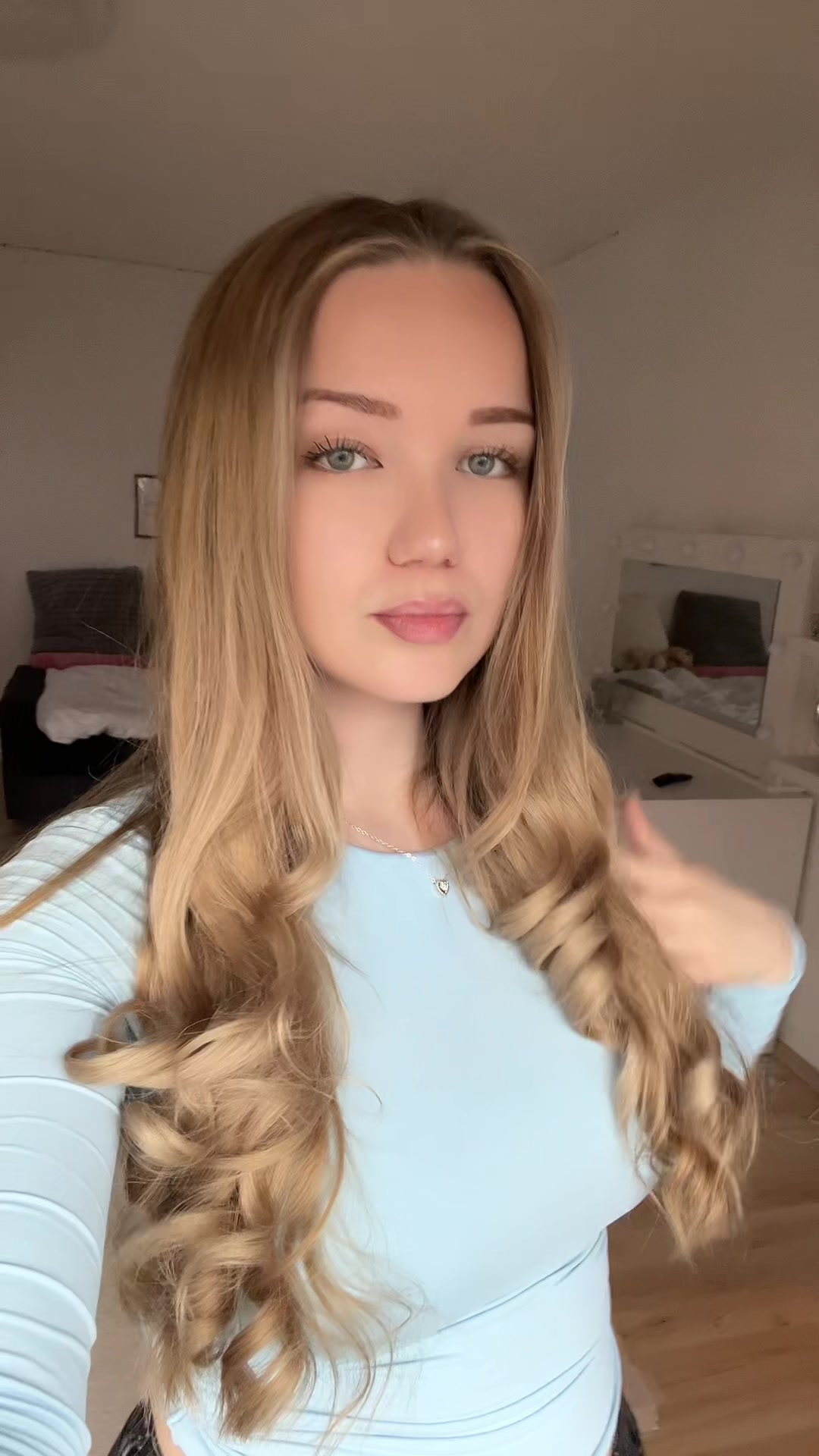 @𝐩𝐚𝐮𝐥𝐢𝐧𝐚
