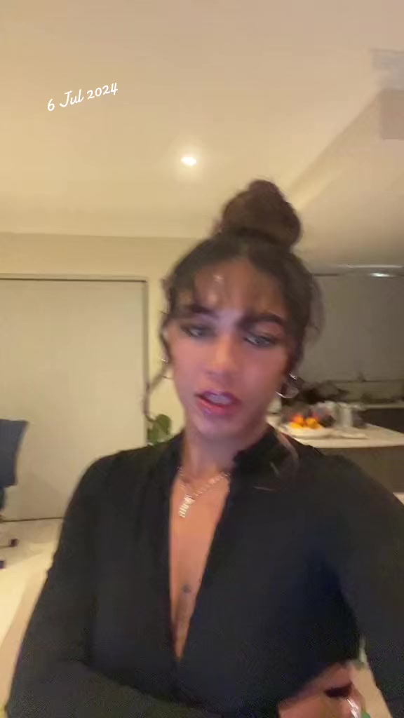 @<3