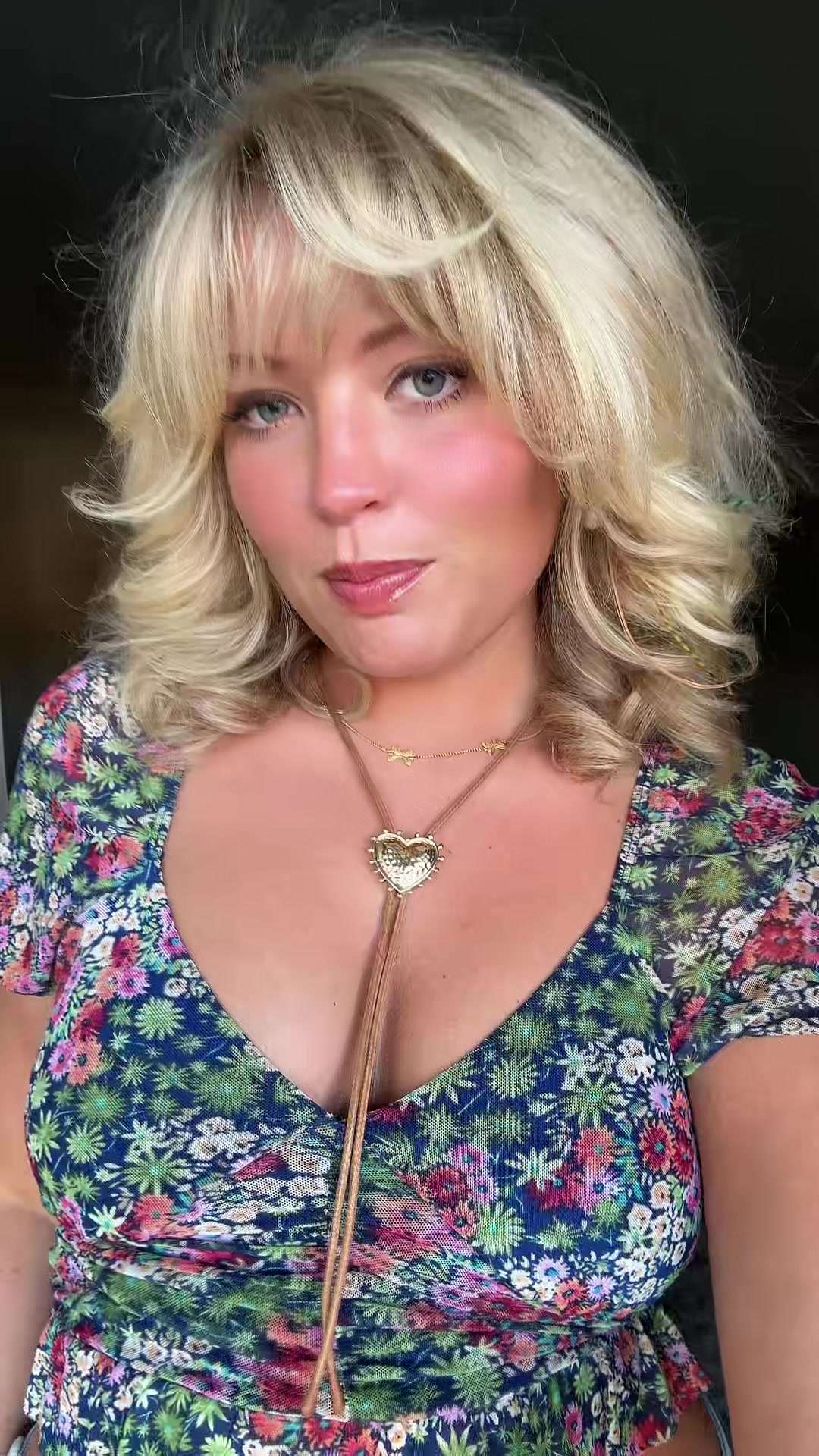 @chloe🪩🐞🎞️