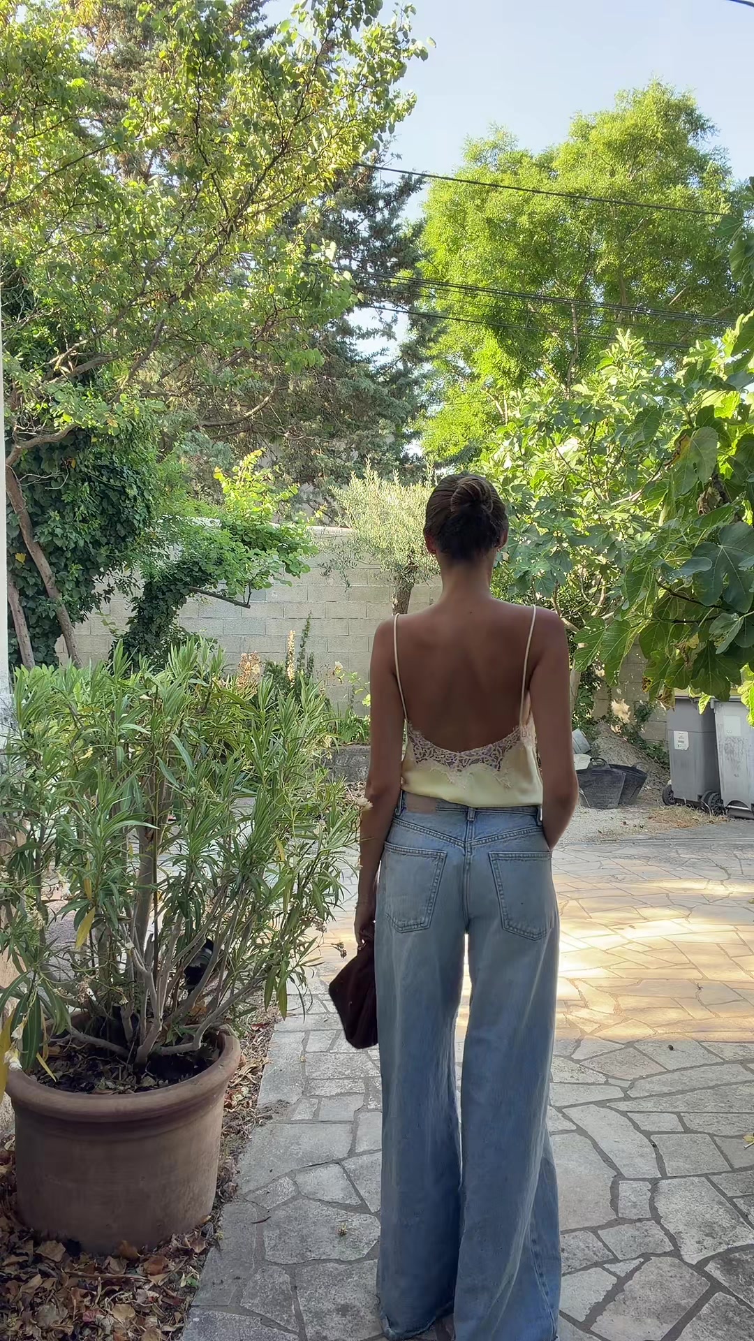 @lili.canovaa