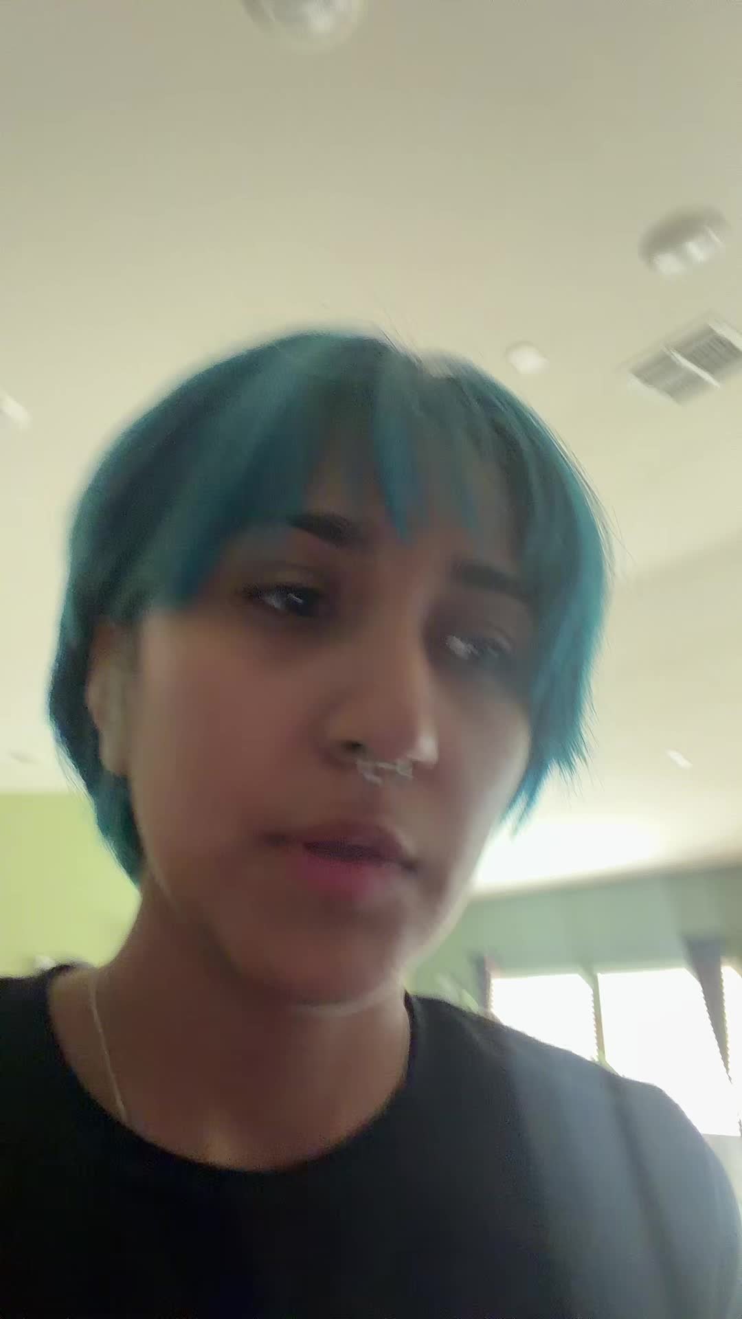 @Ava