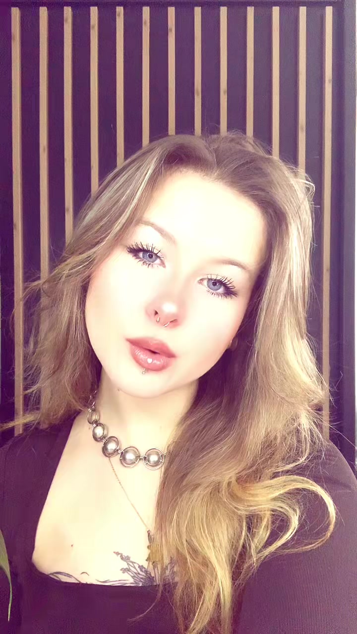 @Iza