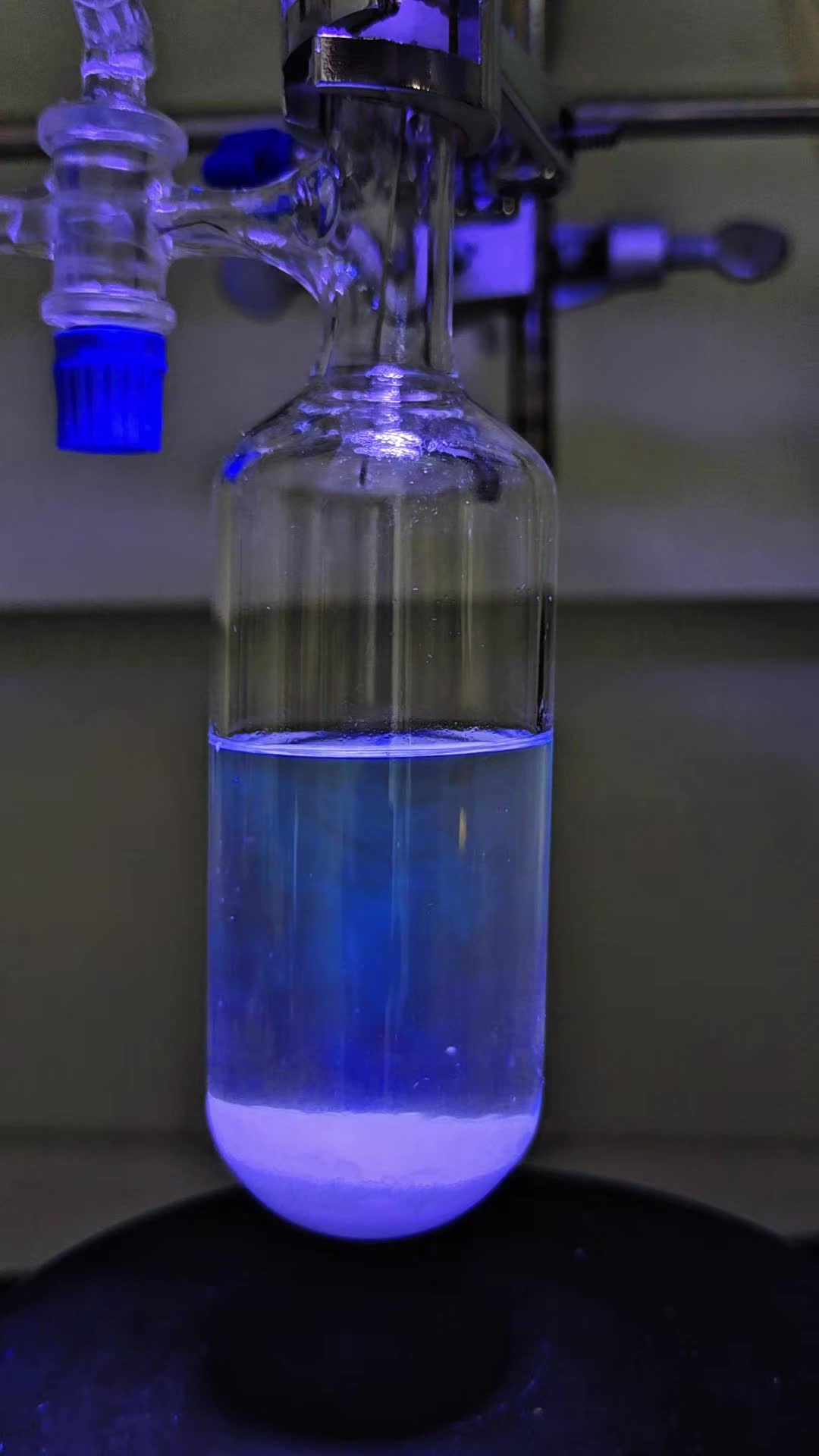 @luminescent_chemist