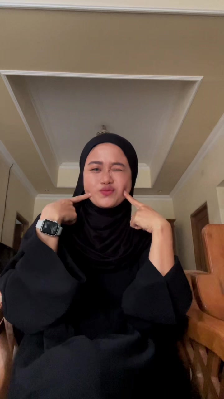 @Ella