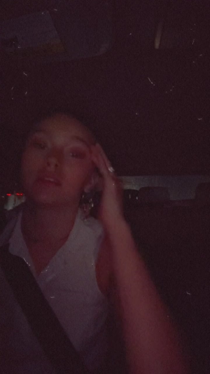 @Walmartgigiihadid