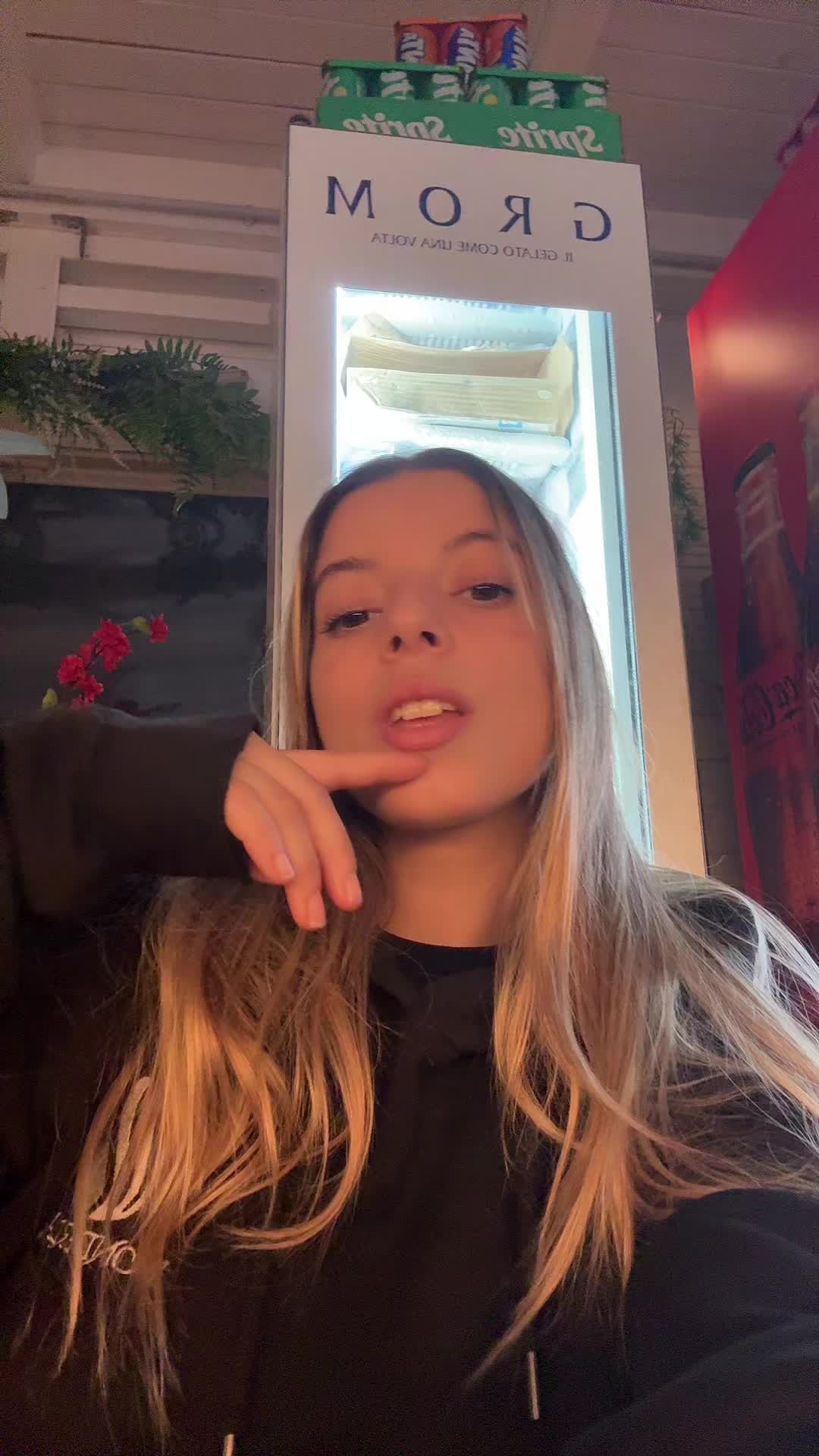 @linduzz