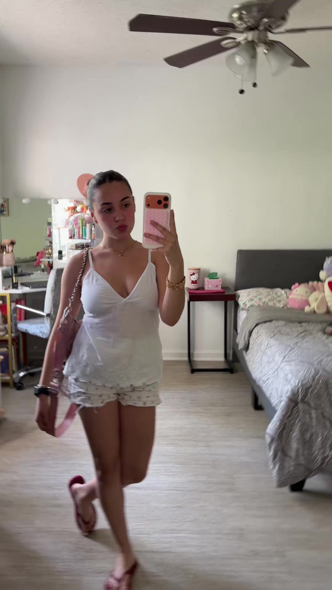 @<3
