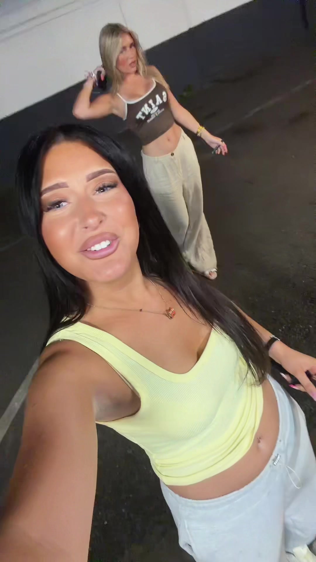 @anjoux