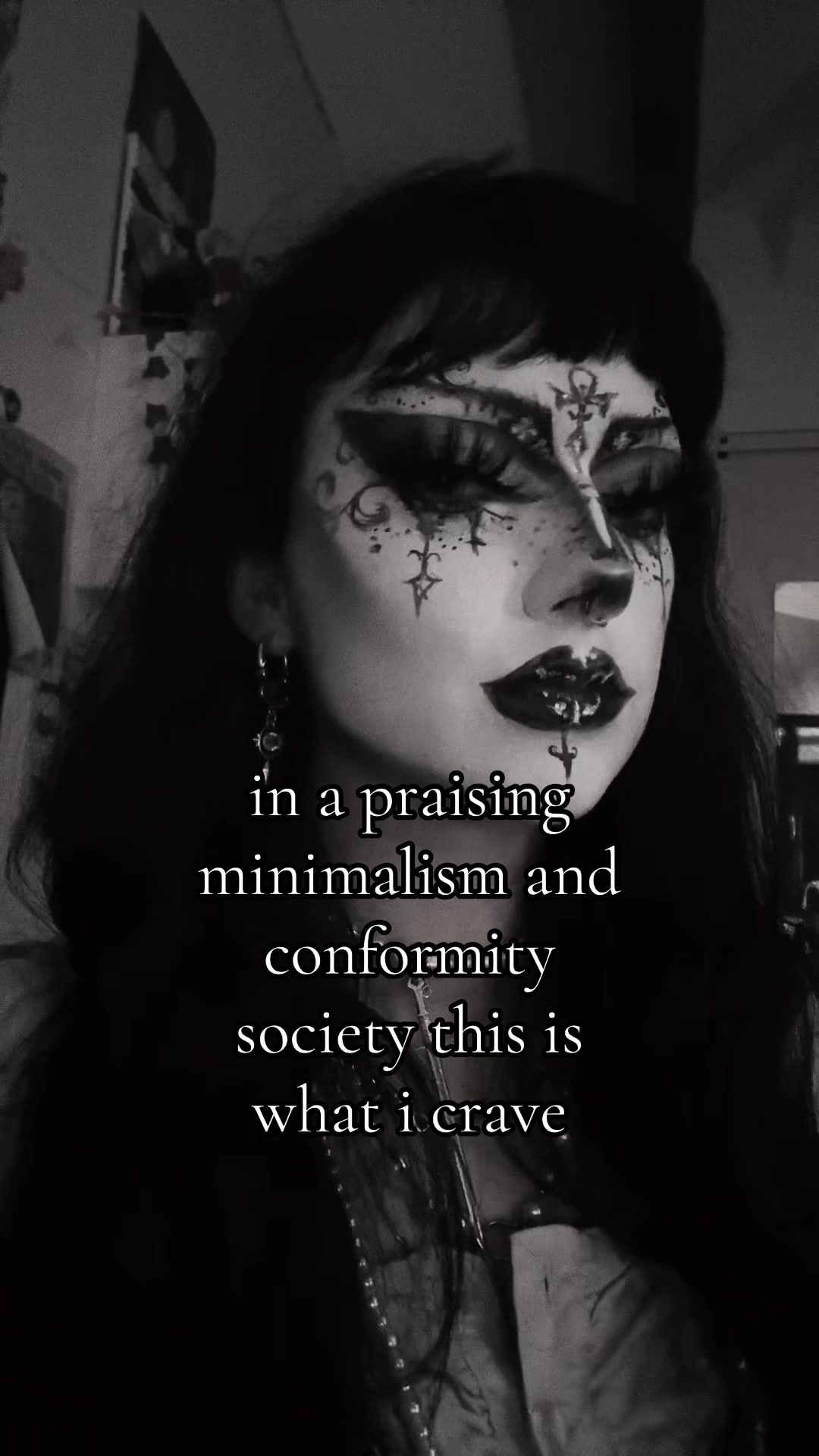 @𝕯𝖔𝖑𝖑𝖞 𝖙𝖍𝖊 𝕲𝖍𝖔𝖚𝖑𓋹