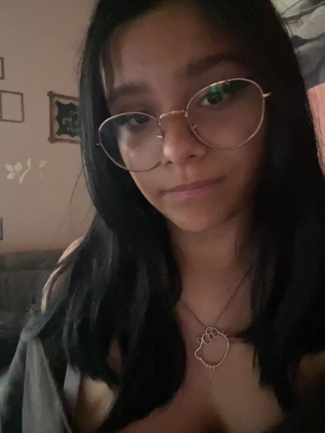 @Ananaseutum💜🍍