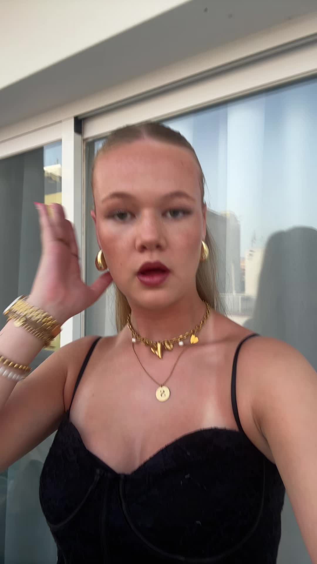 @𝐒𝐚𝐧𝐧𝐞🌞🌺🍸