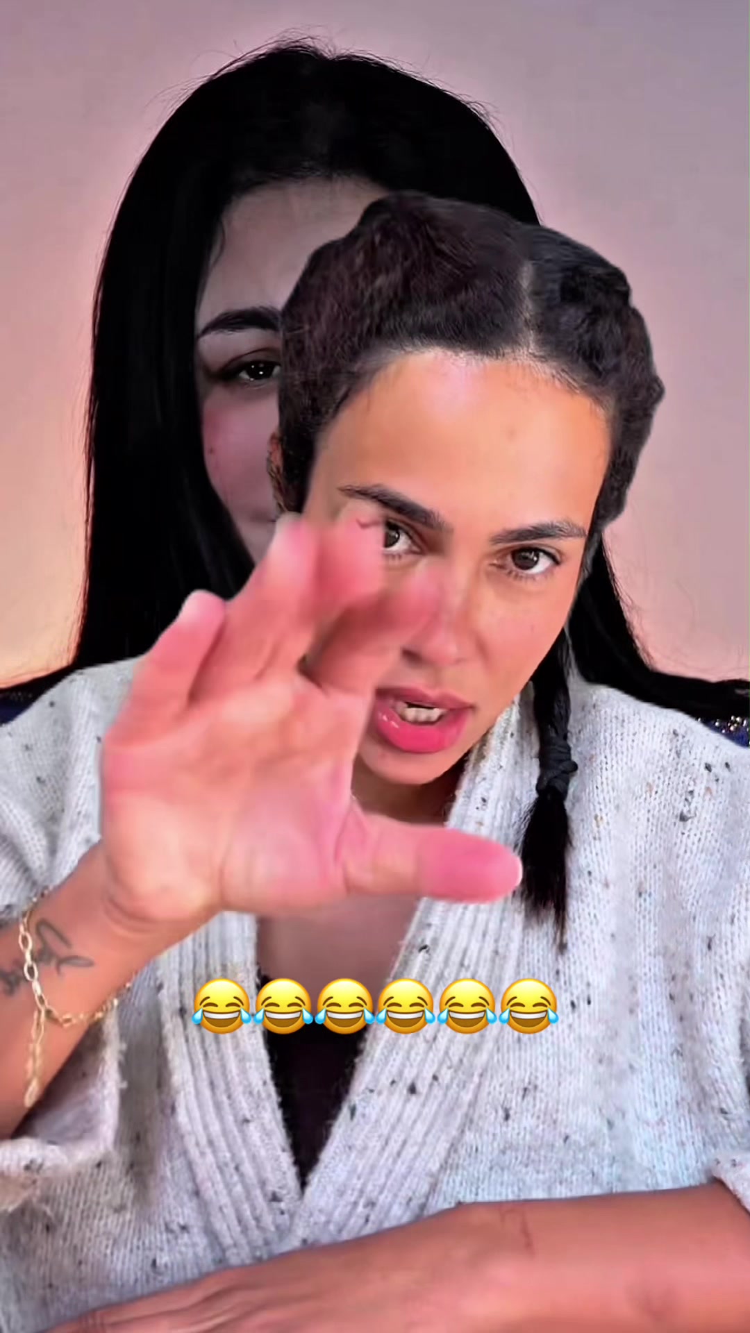 @carolinechahinezz