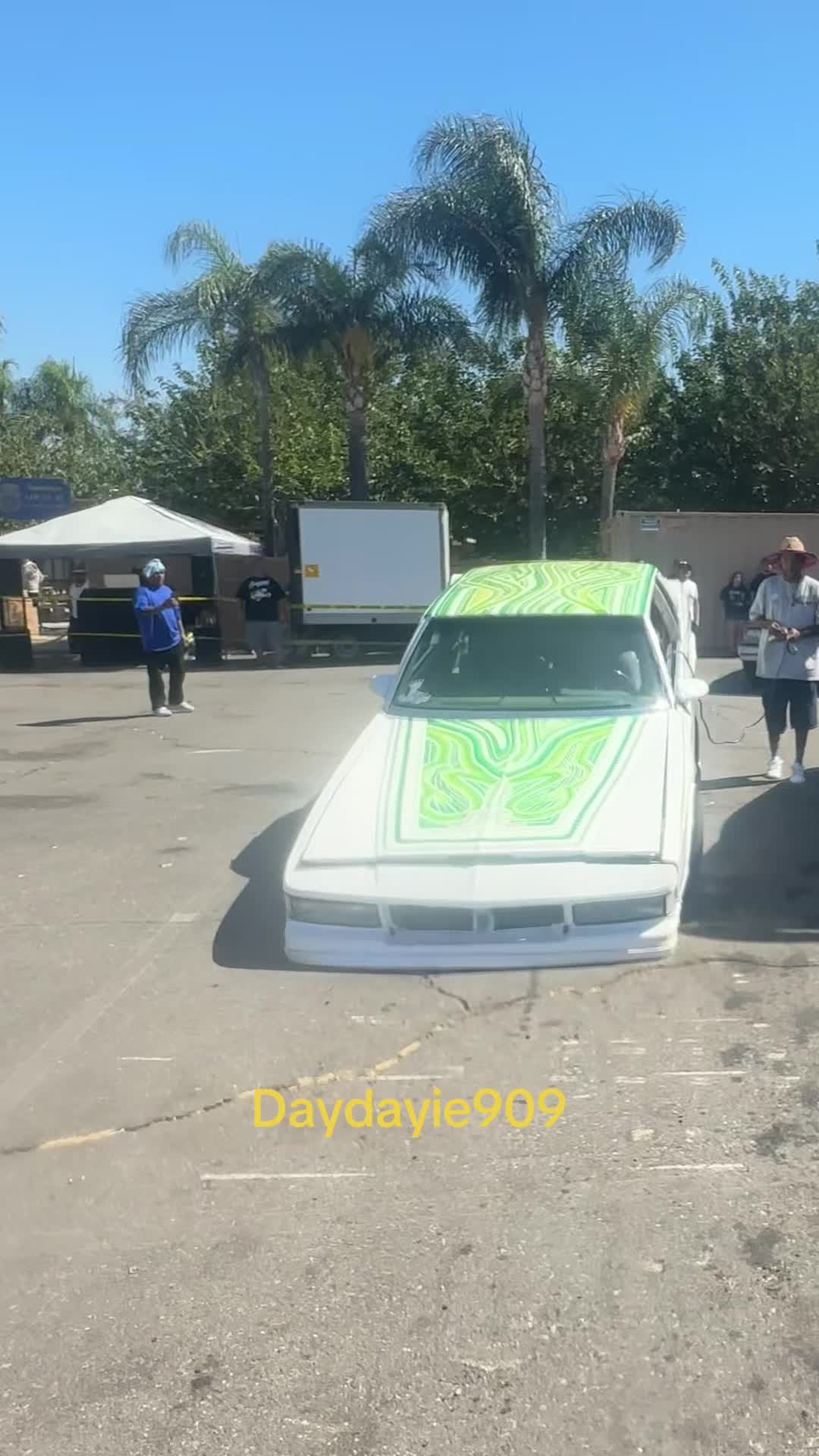 @DayDay